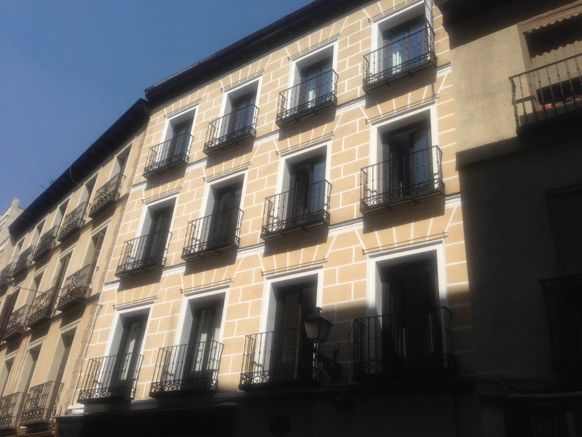 Welcomer Apartments La Latina Мадрид Экстерьер фото